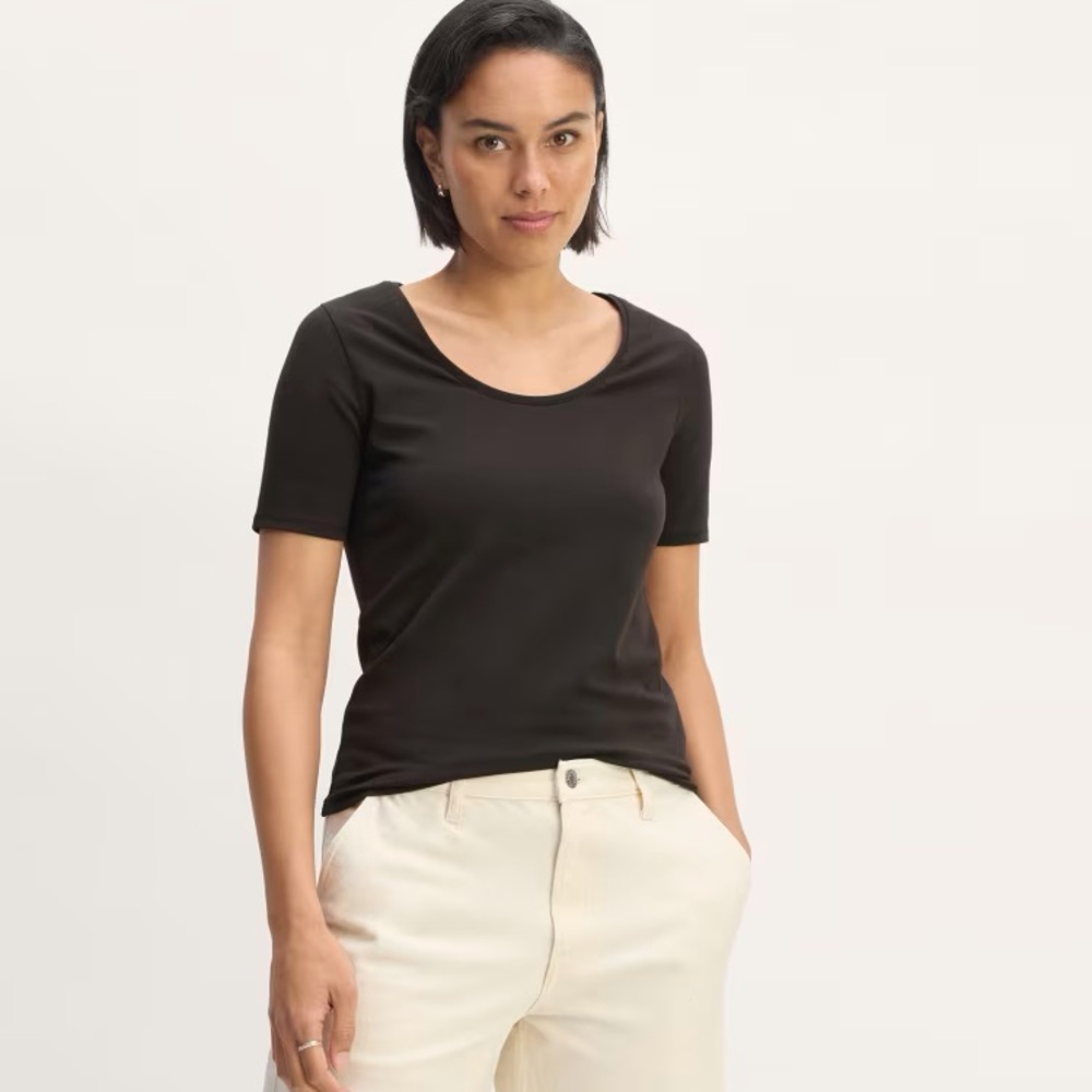 Everlane scoop neck Tshirt super soft Lyocell short sleeve black Size S